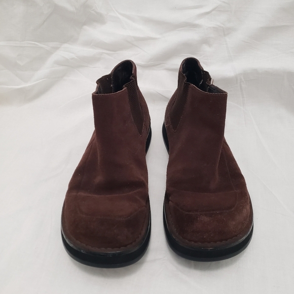 SIMPLE 9500 Vintage 90's WOMENS KIWI MID Ankle Brown Flats Suede BOOT SHOE  9.5 - Picture 2 of 7